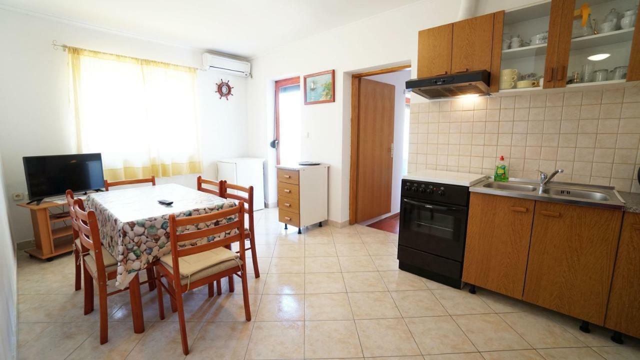 Apartments Roberta Kožino Esterno foto