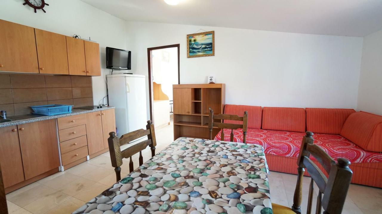 Apartments Roberta Kožino Esterno foto
